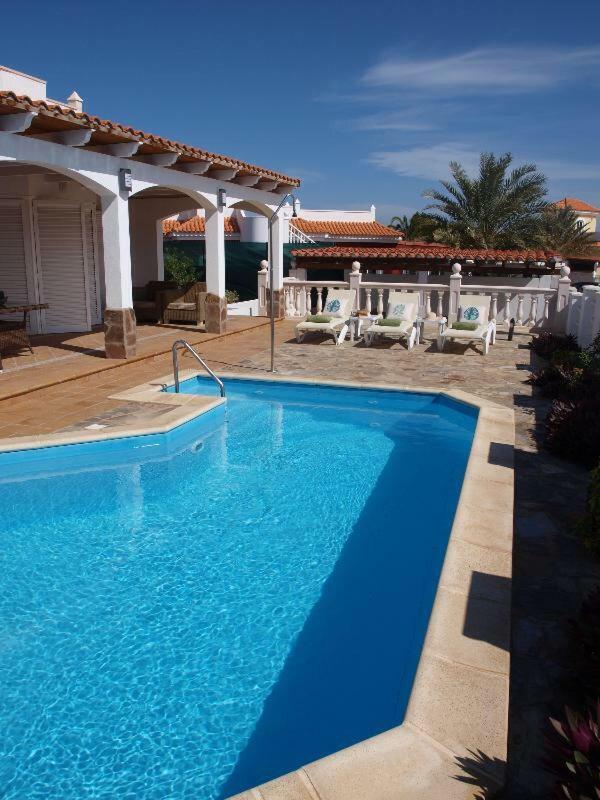 Villa Valerie Costa De Antigua Exteriör bild